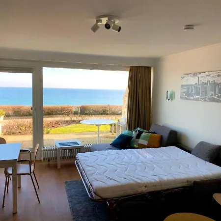 아파트 Meerblick Riviera 140 샬베우츠